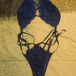 Lingerie body suit all lace